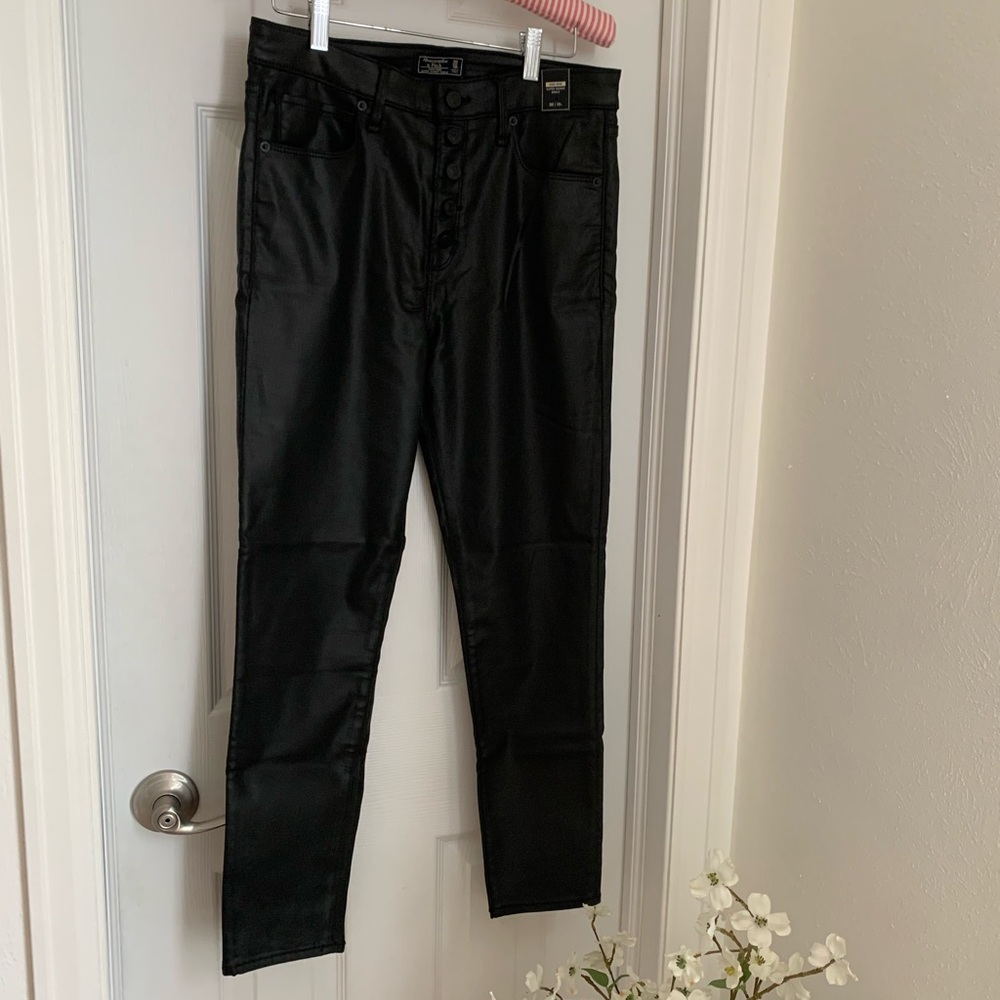 Abercrombie & Fitch High Rise Super Skinny Ankle Pant